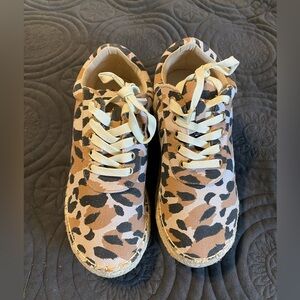 Lace Up Espadrille Sneakers in Leopard NEW Sz 7